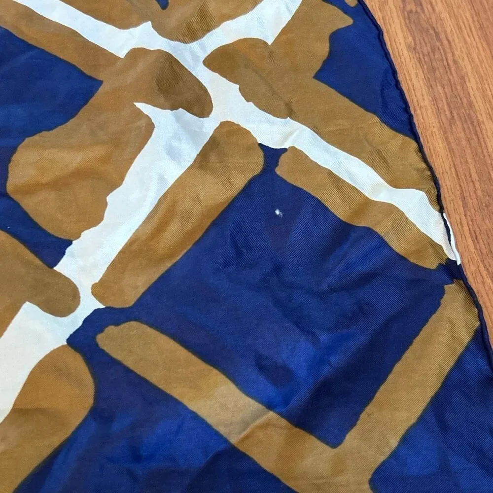 Vintage Uena Polkadot scarf
